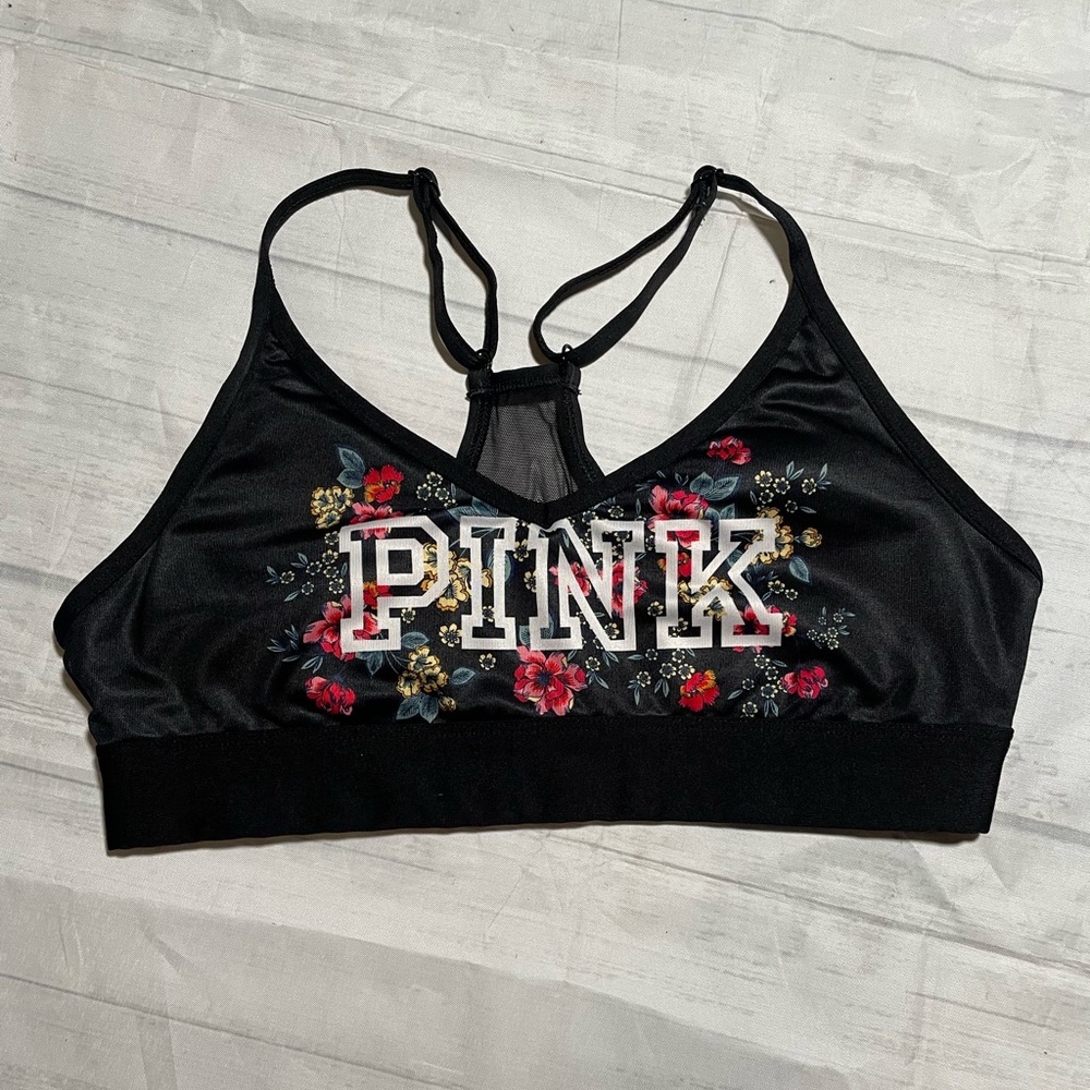 Victoria's Secret PINK Ultimate Lightly Lined Sports Bra in a black floral. Sz M